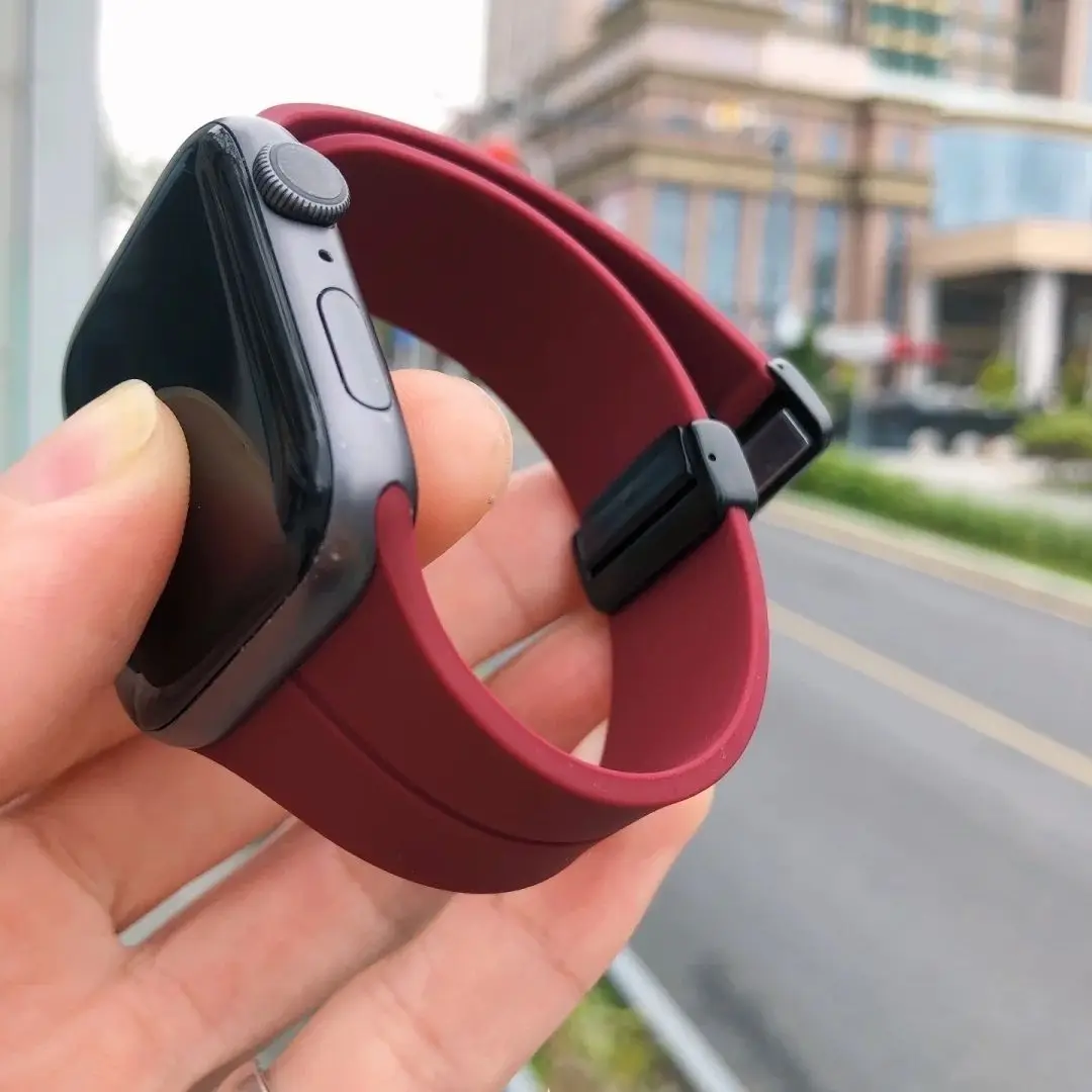 새로운 AppleWatch 범용 실리콘 마그네틱 교체용 손목 밴드